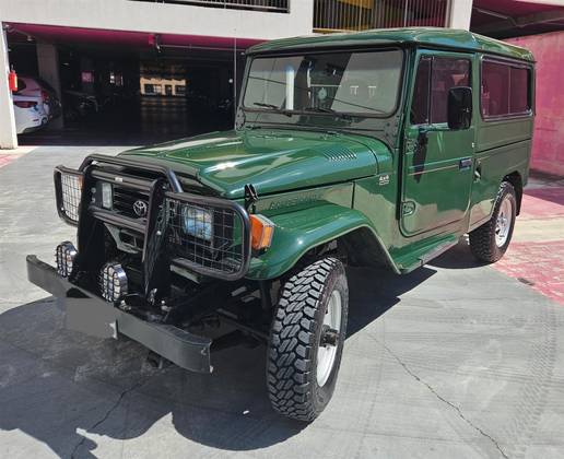 TOYOTA BANDEIRANTE 3.7 BJ50LV-B 4X4 CHASSI LONGO DIESEL 2P MANUAL